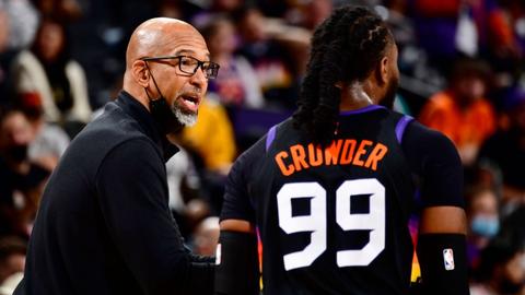 Ku Crowder Tweets, xóa phản hồi để báo cáo Monty Williams không muốn huấn luyện anh ta